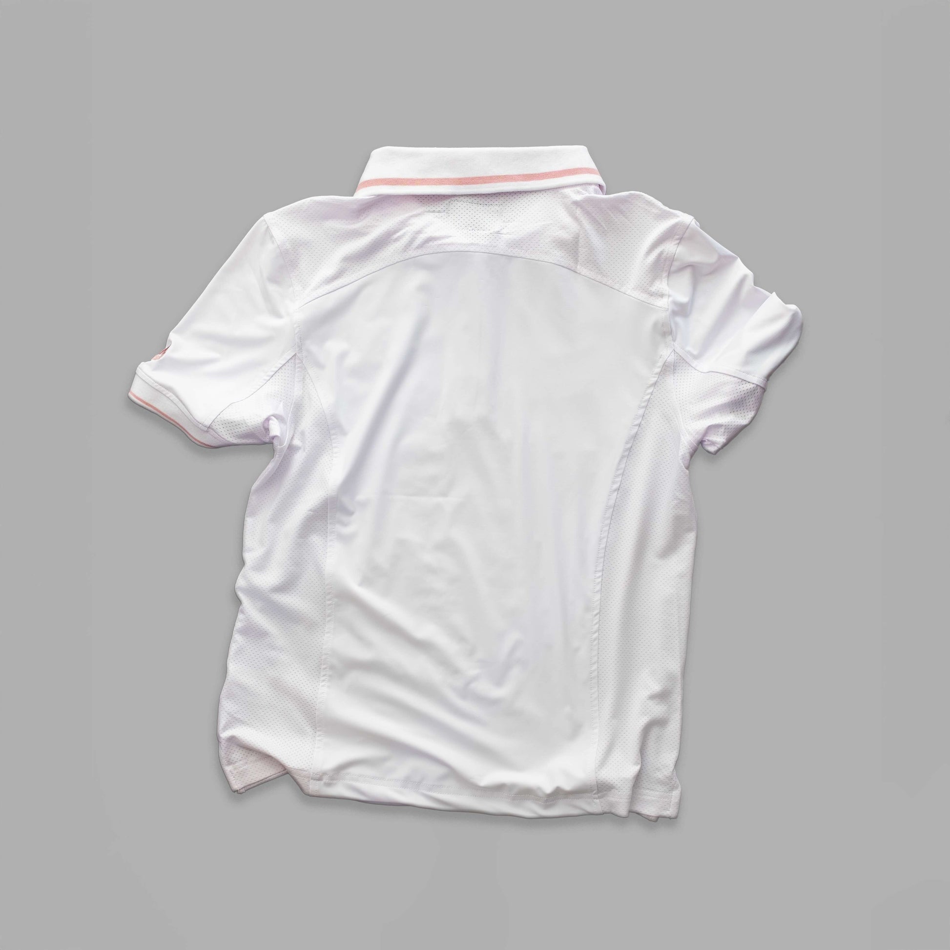 PLAYIAMO The Everyday Ace Performance Shirt – Women’s White